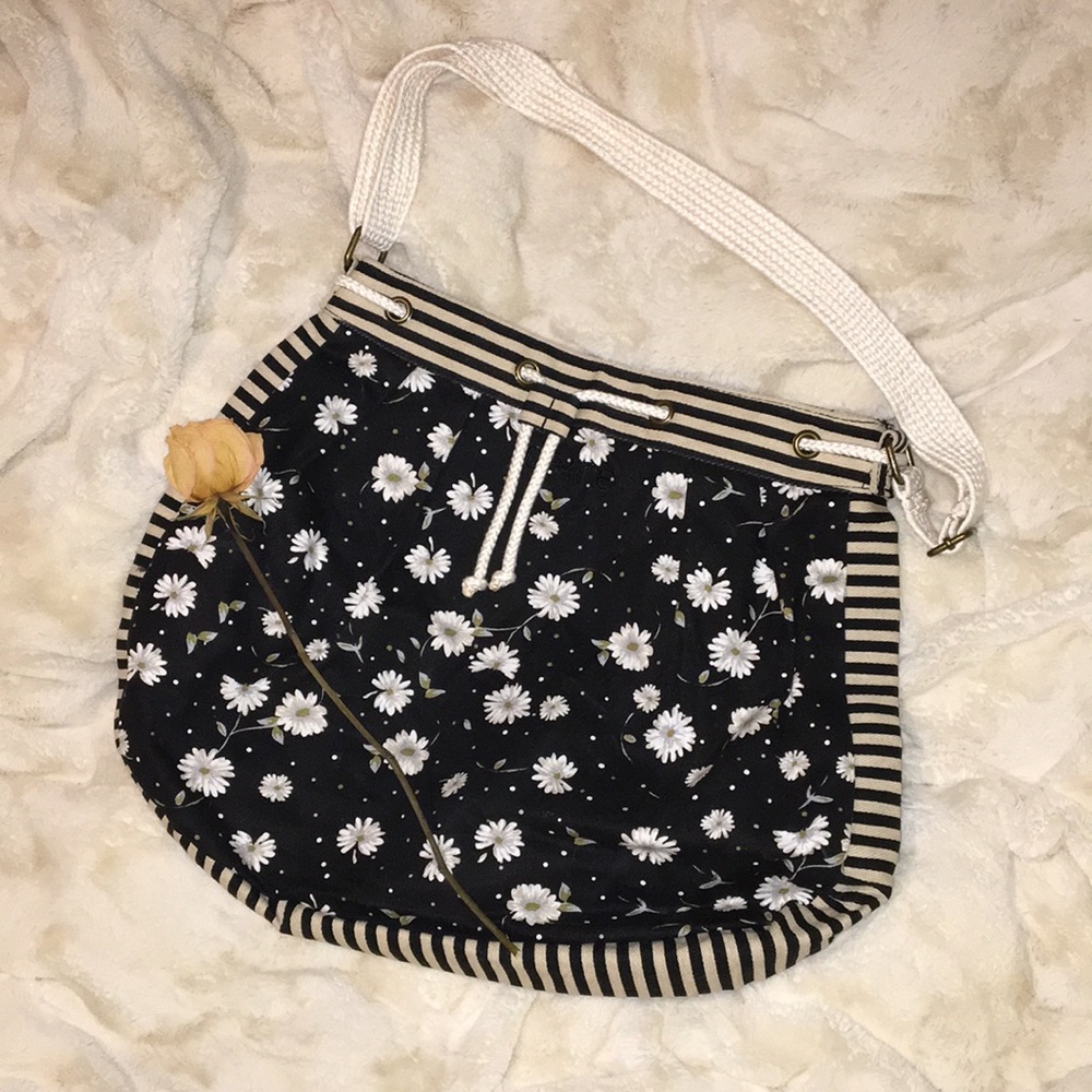Dakine tote purse